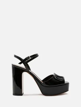 V Logo Signature Sandal